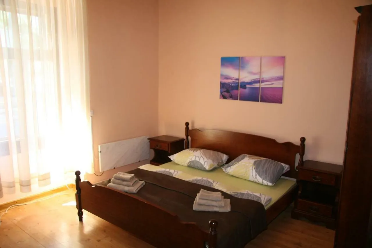 Apartments Sena Pula 0*,