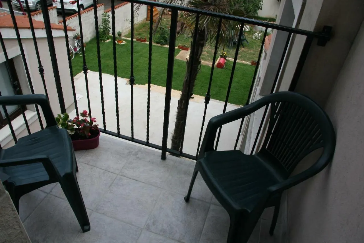 Apartments Sena Pula