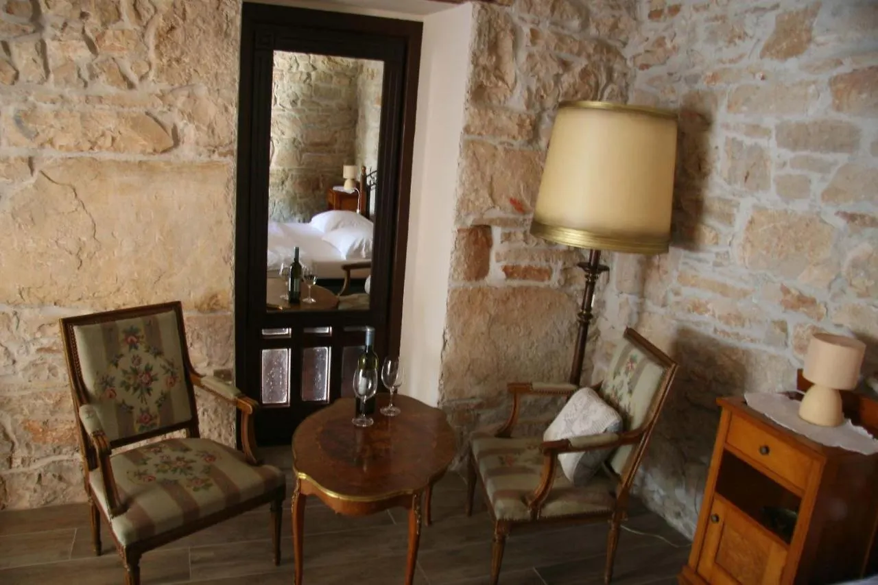 Apartments Sena Pula