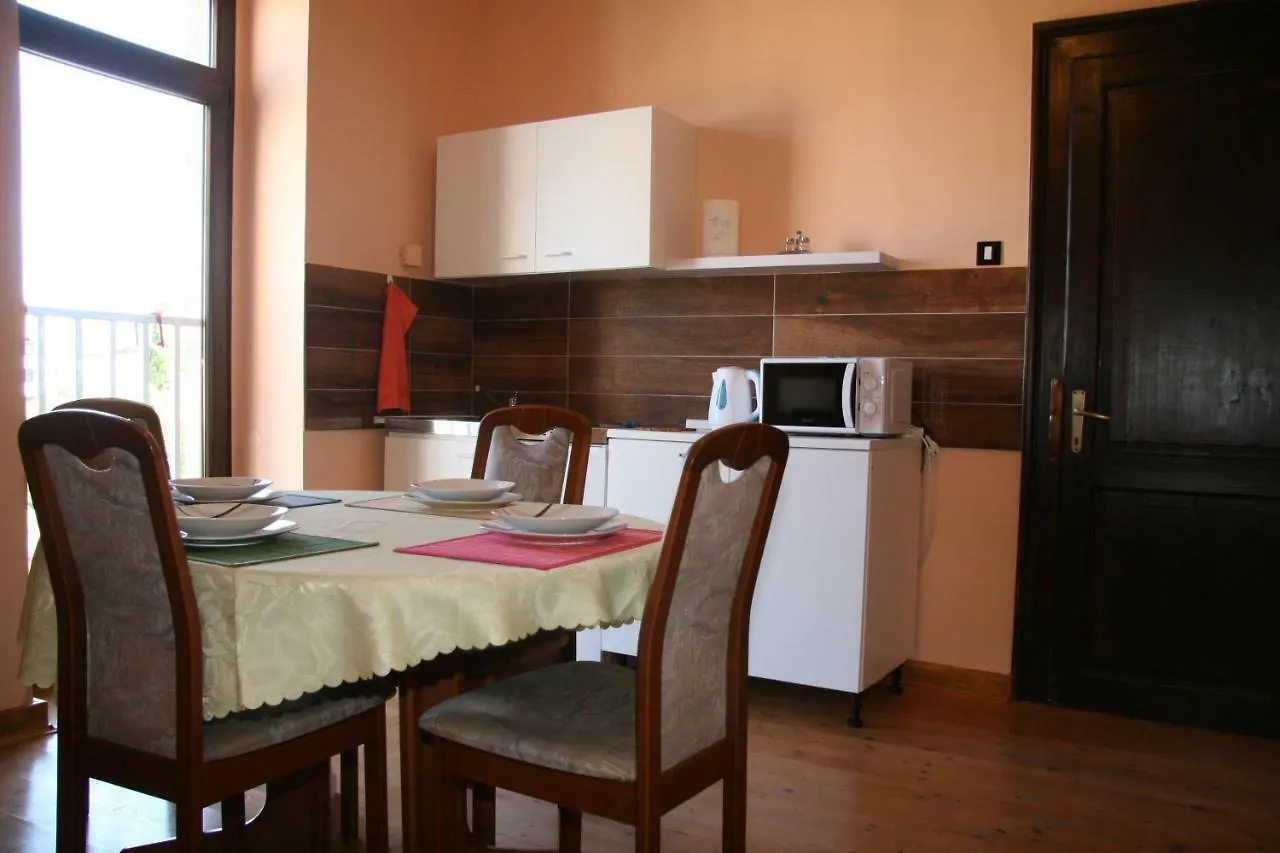 Apartments Sena Pula